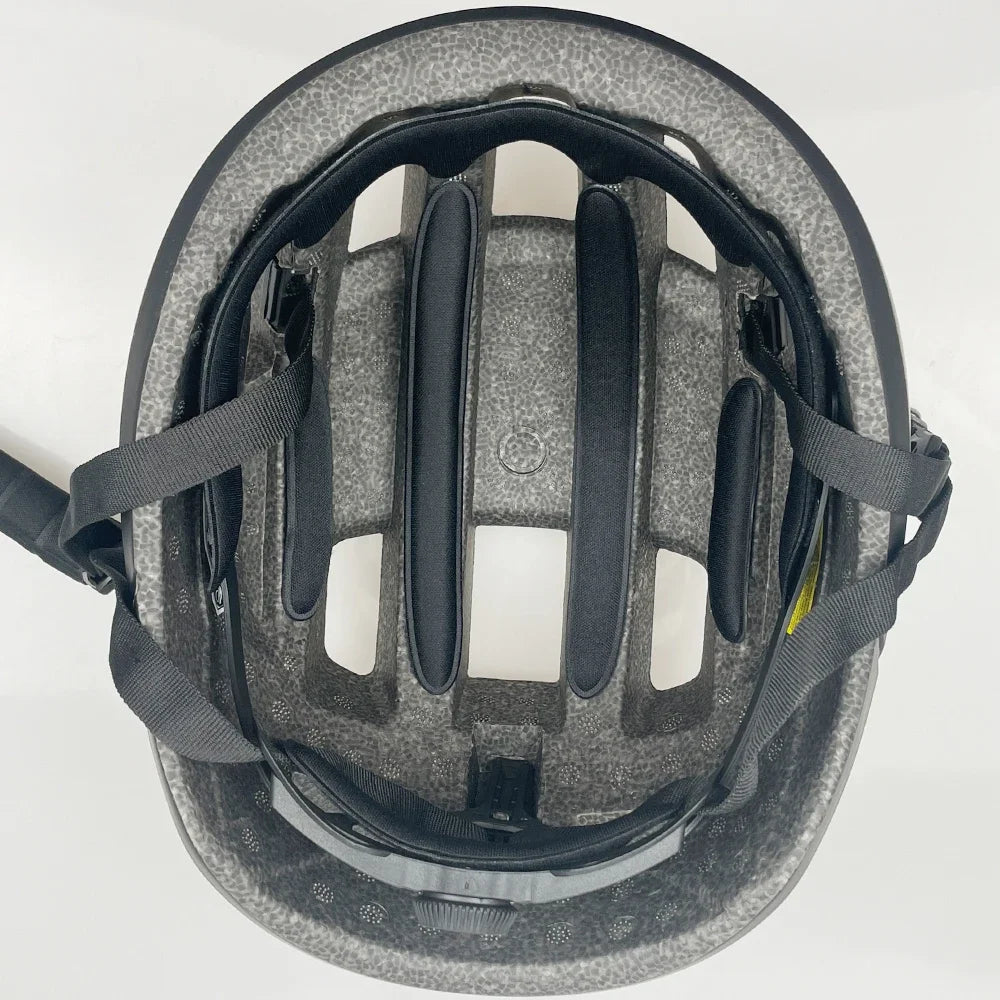 Air Cycling Helmet – Safety and Comfort for Every Ride
